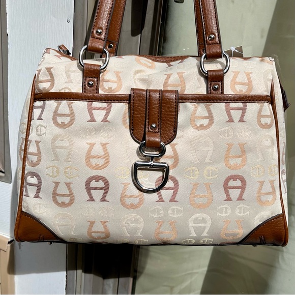 Etienne Aigner Logo collection bag, NWT, brown leather and silver accents - Picture 1 of 10